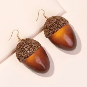 🐿️ Awesome Oversized Acorn Drop Earrings 🐿️